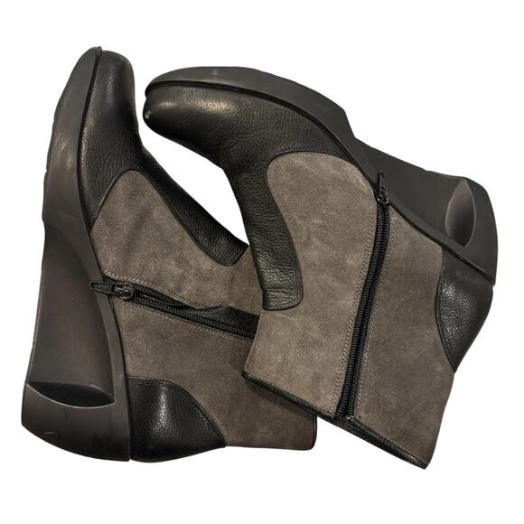 NAOT Women’s Black and Gray Leather and Suede Wedge Booties, NWIOB, Size 40 - Picture 3 of 11